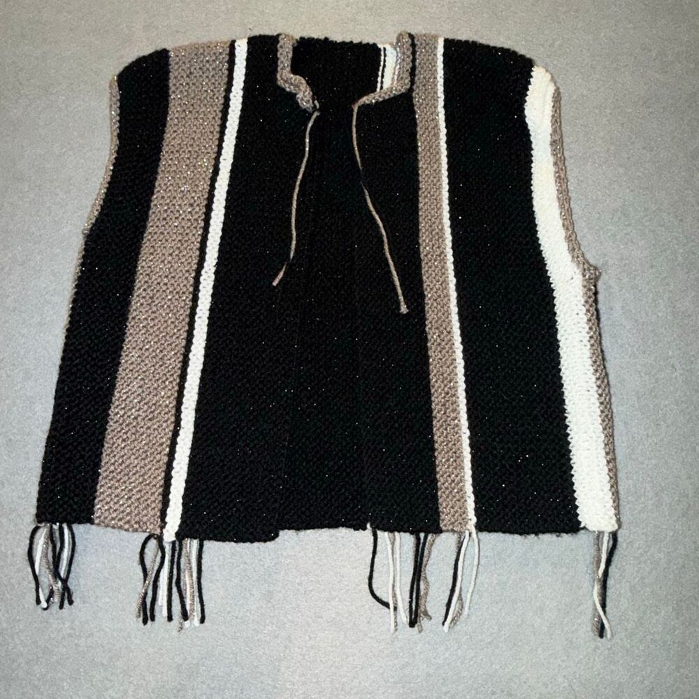 Vintage 1970s Handmade Knit Boho Hippie Southwestern Fringe Vest S M